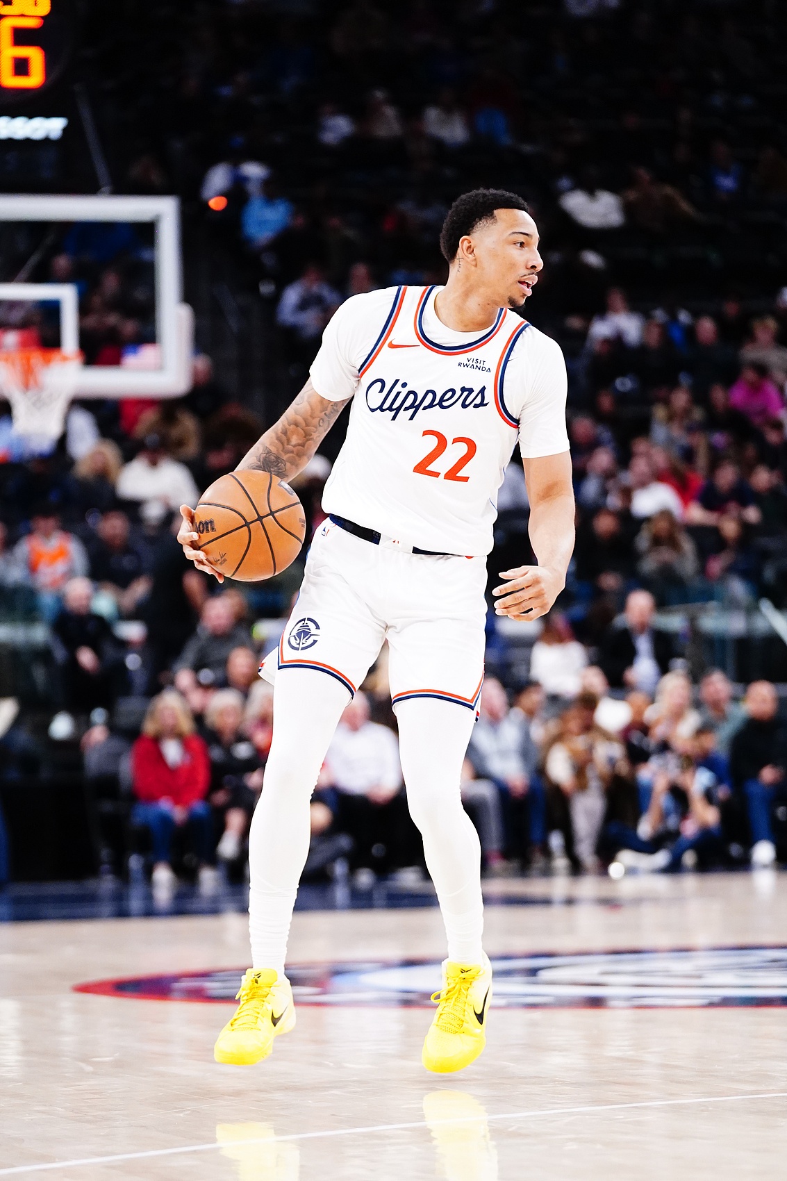 开云赛事-乔丹·米勒近8场场均14.5分3.6板2.5助1.5断 命中率54/38/80%