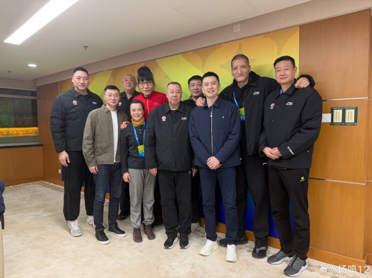 开云体育app-观战CBA俱乐部杯!杨鸣:感谢巴特尔会长邀请 祝内蒙篮球越来越好