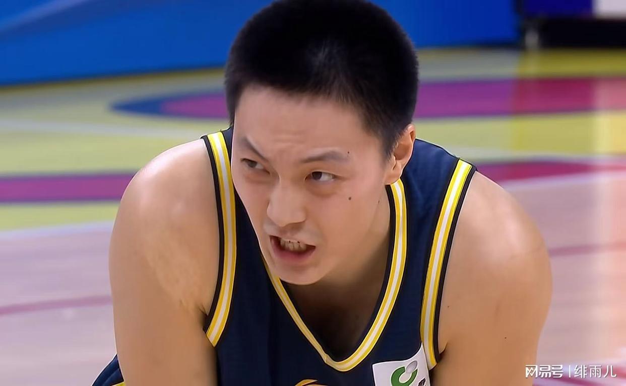 开云-广东本赛季离队第一人？萨林杰坑惨杜锋，奎因确认留下！