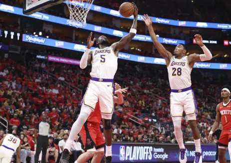 开云体育app-15分8篮板！湖媒：艾顿是湖人上半场唯一真正投入比赛的球员